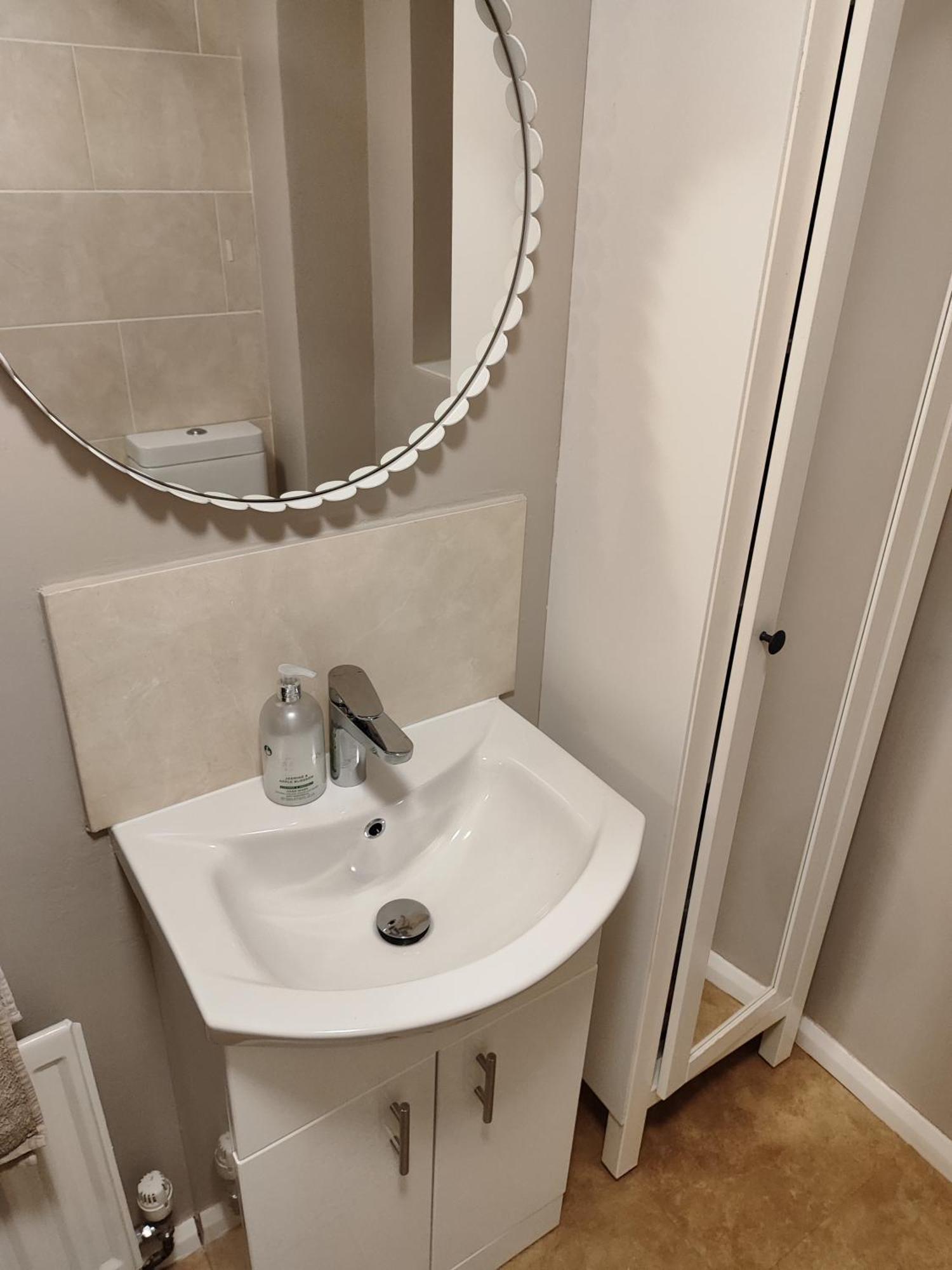 3 Bed House In Walsall, Perfect For Contractors & Leisure & Free Parking 외부 사진